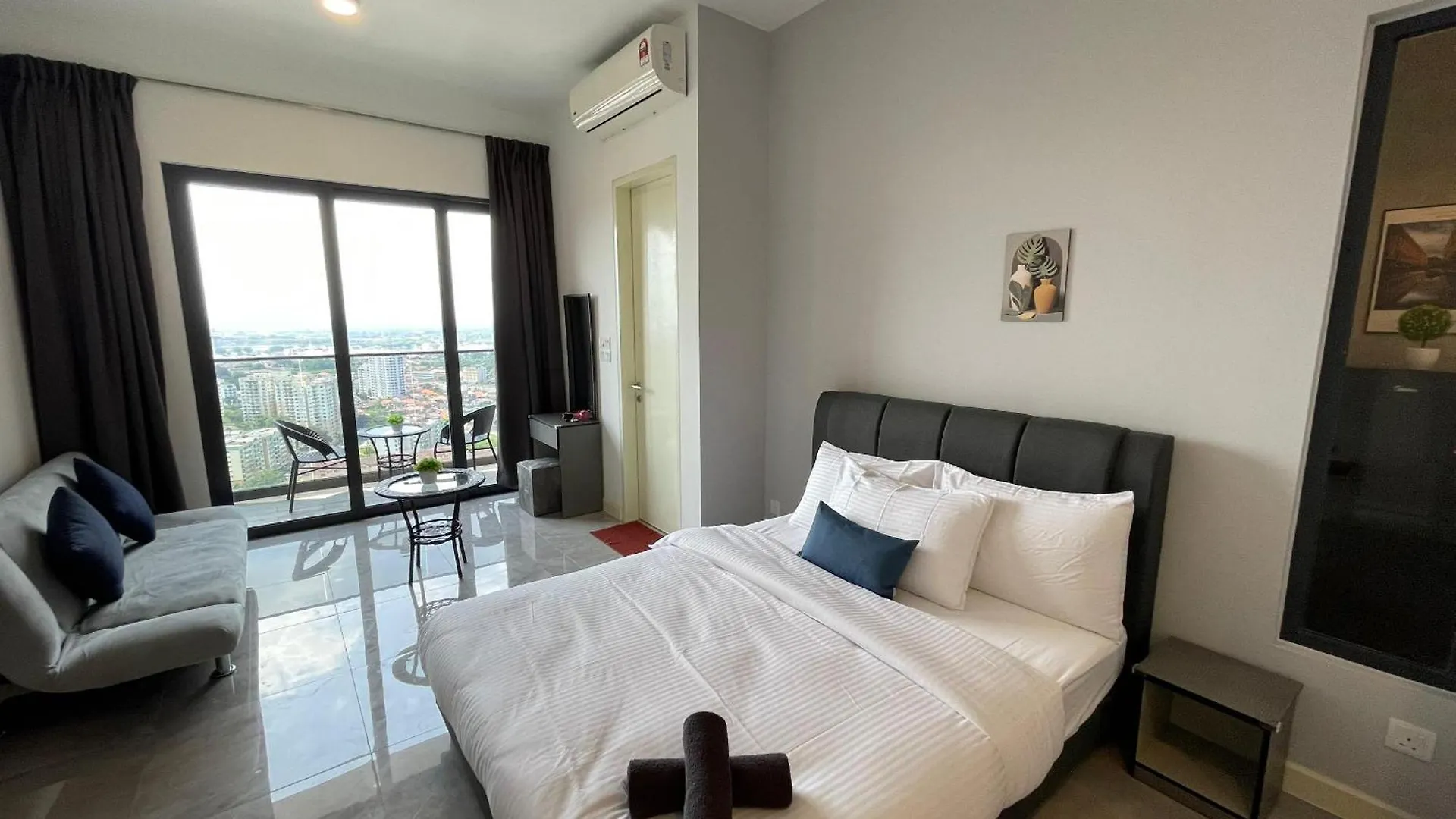 Apartment Imperio Residence With Private Bathtub By Lets Stay Malacca